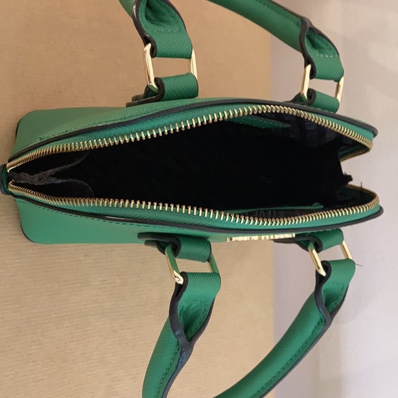 Steve Madden Cross Body Bag - Picture 5 of 10